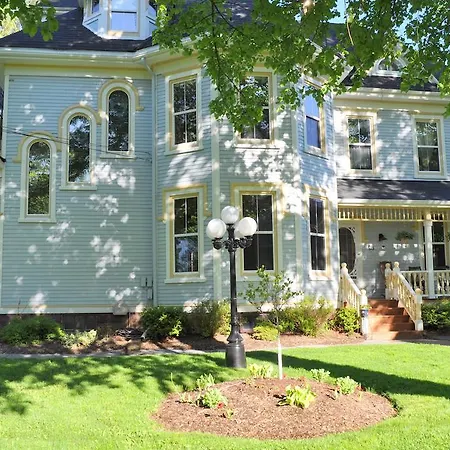 Summerside Inn Bed And Breakfast-2